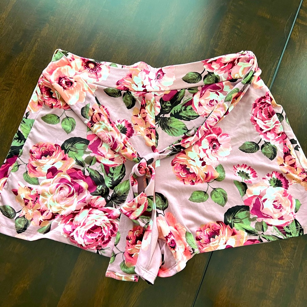 M. Fasis Flower Print Shorts
